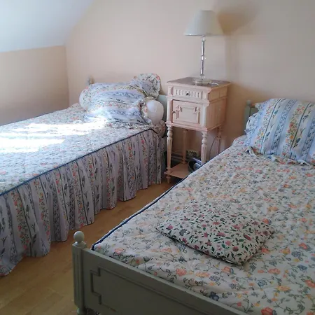 Au 1er Etage Avec Terrasse - 2 Chambres, 4 Personnes, Parking Face A La - Fr-1-843-36 Apartment